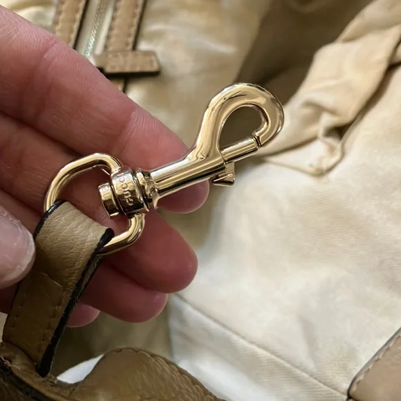 Gucci ❤️❤️ Tan Leather Women's Bag - Picture 9 of 10